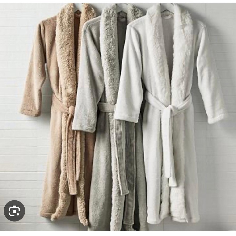 Pottery Barn Robe Brand New - Picture 5 of 5